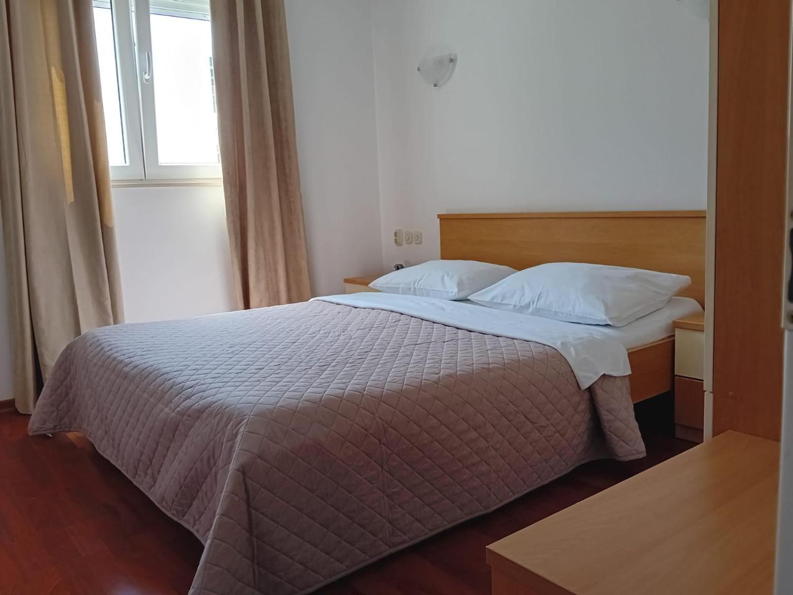 Apartment Gabi Трогир Экстерьер фото